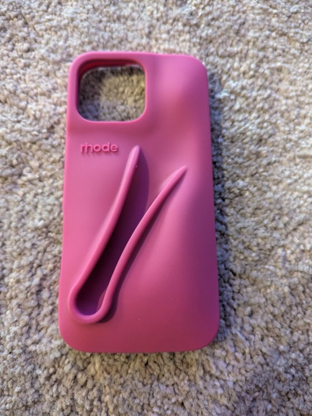 Rhode "Summer Lip Gloss" & 3D Silicon Case For iPhone 16 Pro Max